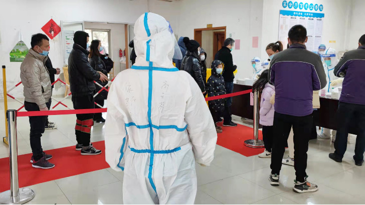 齊心抗疫，依斯倍員工作為志愿者積極參與社區(qū)街道戰(zhàn)“疫”隊伍